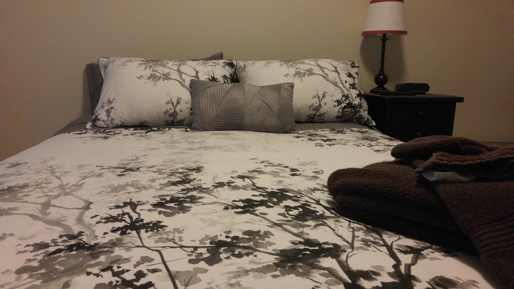 At The Beach Bed And Breakfast Kelowna Habitación foto