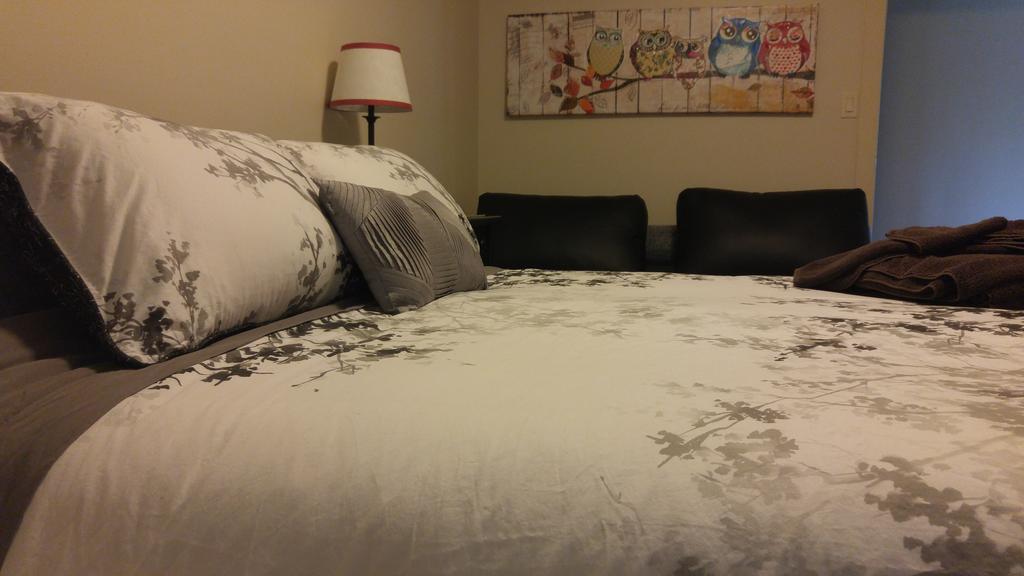 At The Beach Bed And Breakfast Kelowna Habitación foto